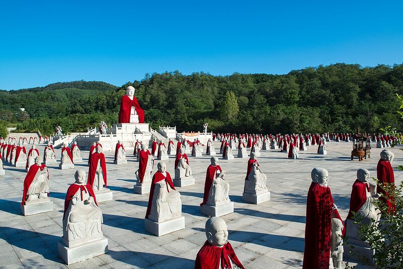 File:1280px-Gautama Buddha-5.jpg