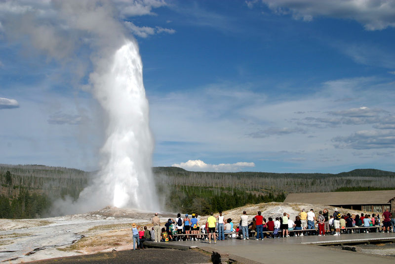 File:Old Faithful (3679482556).jpg